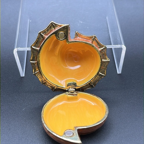 Nautilus shell enamel and rhinestone trinket box 2 x. 2.5 inches beachy colors - Picture 5 of 14
